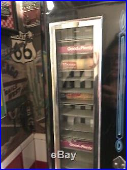 Vintage U-select-it 10 Cent Candy Vending Machine Original Key Restored Working
