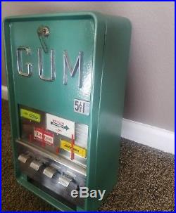 Vintage Vending Machine Gum Antique 5 cent Coin Operated Gumball Candy with Key
