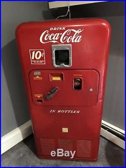 Vintage Vendo 27 Coca-Cola Vending Machine Lot 2148