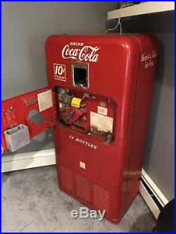 Vintage Vendo 27 Coca-Cola Vending Machine Lot 2148
