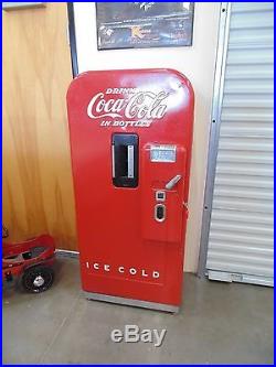 Vintage Vendo 39 Coca Cola Vending Machine