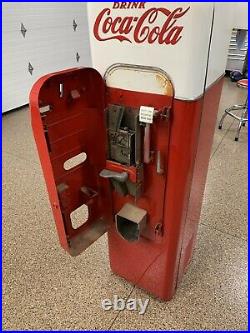 Vintage Vendo 44 Coca Cola Machine