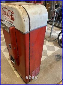 Vintage Vendo Brand V-80 Coca Cola Coke Vending Machine withBottle Return Rack