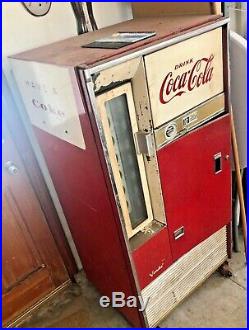 Vintage Vendo Coke Machine Coca Cola Pull Bottle Style 1960