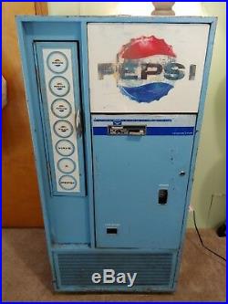 Vintage Vendorlator Pepsi Machine Model-VFA56B-A. PRICE REDUCED! Must selll