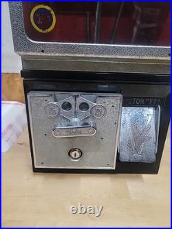 Vintage Victor 77 Toy Single Quarter Vending Machine Black Red Missing Key