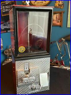 Vintage Victor 88 Gumball Capsule Vending Machine 25 Cent Coin Mechanism