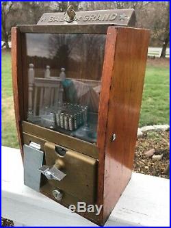 Vintage Victor Baby Grand Gumball Machine 5 Cent Oak Cabinet Candy Counter Top