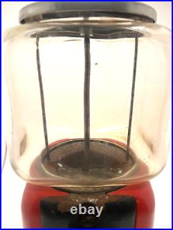 Vintage Victor Model V gumball candy peanuts machine 1940's Functional with key