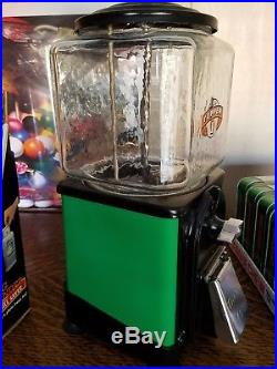 Vintage Victor Parkway A&A Topper glass gumball machine green restored original