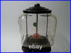 Vintage Victor Topper 1 Cent Nut Candy Gum Ball Machine With Key Black & Orange