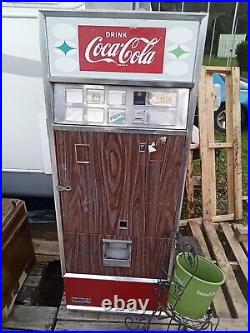 Vintage Westinghouse Coca-Cola Vending Machine WB102 6B-20 Works Needs TLC Freon