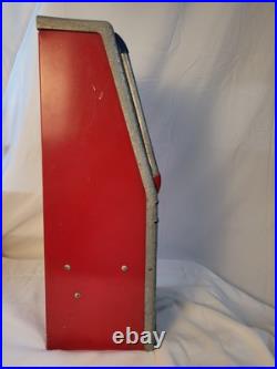 Vintage Working Lawrence Manufacturing Co Gum Penny Vending Machine with Key