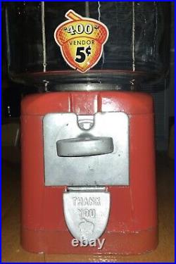 Vintage Working Oak Mfg. Acorn 400 All Purpose 5 Cent Gum Vending Machine & Key