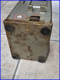 Vintage Wrigleys Gum Lifesaver Candy Coin Operated Dispenser Machine Table Top