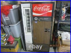 Vintage coca cola machine vending