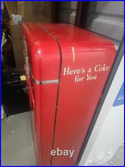 Vintage coca cola vending machine VmC39
