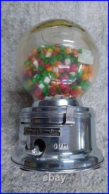 Vintage collectible 1970s. 1 cent gumball machine. Working condition