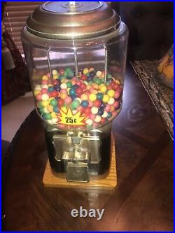 Vintage gumball machine 25 CENTS