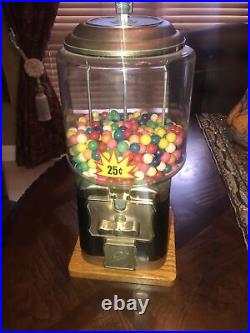 Vintage gumball machine 25 CENTS