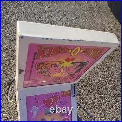 Vintage kiss O Meter Vending Machine
