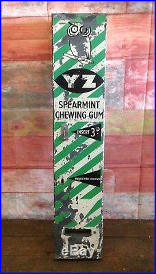 Vintage metal Chewing gum YZ vending machine dispenser Wrigleys