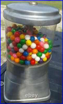 Vintage penny gum ball machine