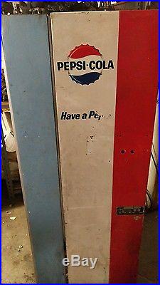 Vintage pepsi machine