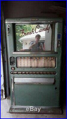 Vintage stoner or national candy vending machine