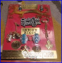 Vintage vending machine display card toys charms keychain nos toy Indian rings