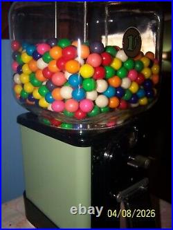 Vintage victor 1 cent gumball vending machine with over 4lbs gumballs lock and key