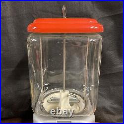 Vintage working Acorn gumball/candy machine with glass globe