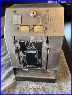 Vtg 4 & 5 Cent Stamp Double Slot Auto Stamp Co. Vending Machine No keys