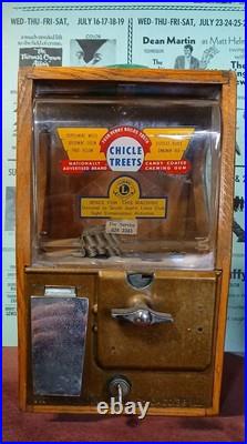 Vtg 50's Victor Vending Machine Corp. Chicago, 39 ILL. Baby Grand CHICLE TREETS