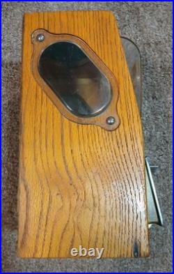 Vtg 50's Victor Vending Machine Corp. Chicago, 39 ILL. Baby Grand CHICLE TREETS