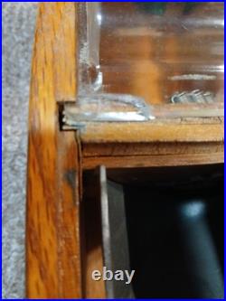 Vtg 50's Victor Vending Machine Corp. Chicago, 39 ILL. Baby Grand CHICLE TREETS