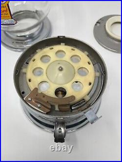 Vtg Ford Gum & Machine Co. 1 Cent Gumballs #C005746 Glass Globe Chrome Base Wrks