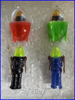 Vtg Lot Robby Robot & Spaceship Gumball Vending Machine Charm Prize Hong Kong