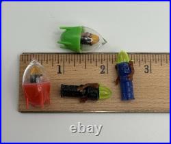 Vtg Lot Robby Robot & Spaceship Gumball Vending Machine Charm Prize Hong Kong