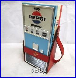 Vtg Novelty Say Pepsi Please Vending Machine AM Transistor Radio With Leather Case