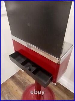 Vtg PAT PENDING Triple Head Candy Gumball Vending Machine Quarter Stand Burgundy