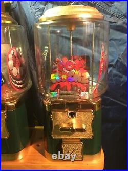 Vtg twin 25c, Candy/Nut/Gumm Machine On genuine wooden stand
