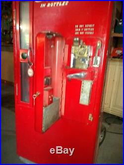 WOW! Oringinal Vintage Coke Vendo 81 Coca Cola Vending Machine