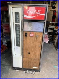 Working! 1960's Vintage Coca-Cola Vending Machine Cavalier CSS-64