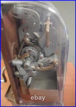 Working Vintage SCHERMACK PRODUCTS CORP. Double Stamp Machine Quarter Key