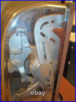 Working Vintage SCHERMACK PRODUCTS CORP. Double Stamp Machine Quarter Key